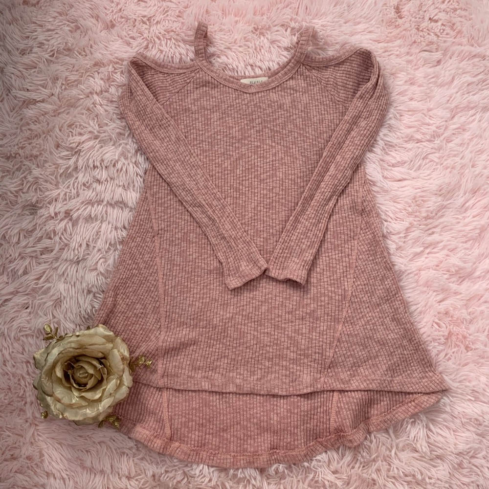 ILLA ILLA Cold Shoulder blouse